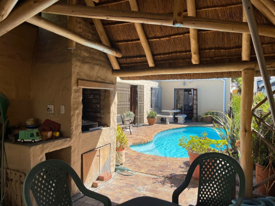 3 Bedroom Property for Sale in Erica Township Western Cape